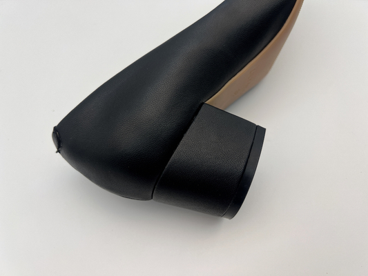 Nappa Leather Black Women's Dress Shoes قماش ناعم أحذية منخفضة الكعب مدبب من الأمام